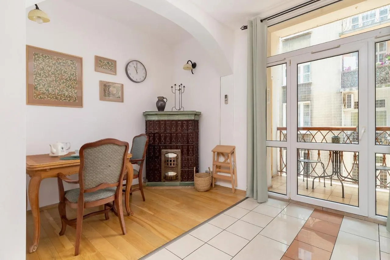 Spacious Retro Apartment In The Center Of Cracow By Noclegi Renters Kraków